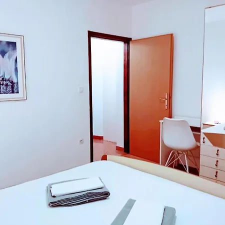 Apartment Amore דירה רוביני